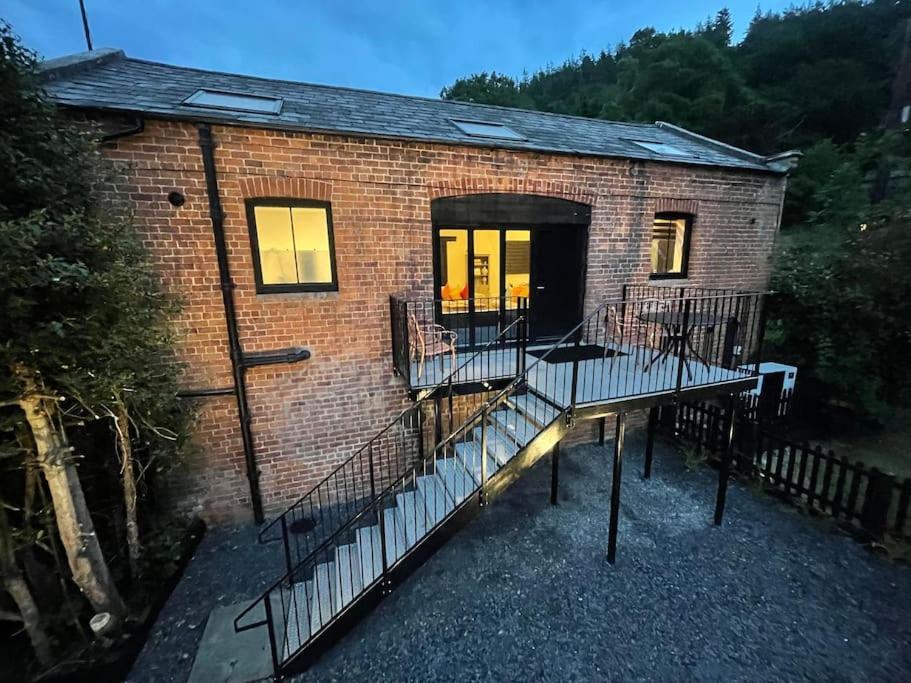 Tank Barn At Brook House, Nestled In The Welsh Hills, A Delightful Retreat Villa Welshpool Exteriör bild