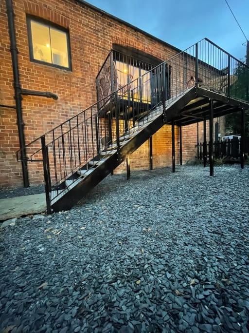 Tank Barn At Brook House, Nestled In The Welsh Hills, A Delightful Retreat Villa Welshpool Exteriör bild